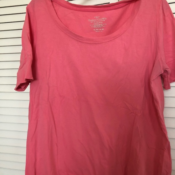 Ladies tees - Picture 3 of 8